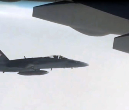 Avion cu diplomati si ziaristi rusi, interceptat de aviatia elvetiana. Kremlinul a reactionat dur Avion cu diplomati si ziaristi rusi, interceptat de aviatia elvetiana. Kremlinul a reactionat dur