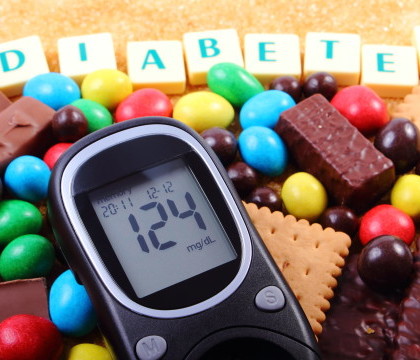 La numai 3 ani, un copil a reusit sa isi salveze tatal de la coma diabetica, dupa ce a lesinat. Cum a procedat baietelul
