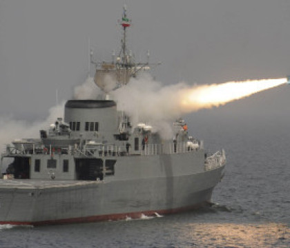 Incident criticat de armata americana: o nava de razboi iraniana a luat la tinta un elicopter american Incident criticat de armata americana: o nava de razboi iraniana a luat la tinta un elicopter american
