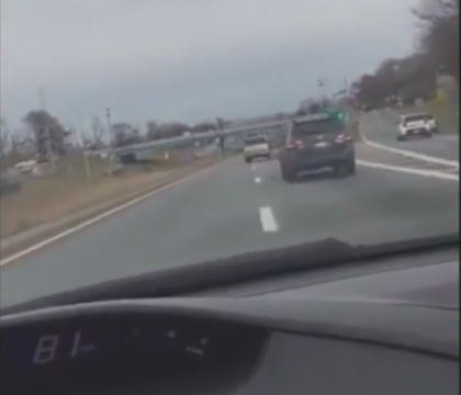 Un tanar a transmis LIVE pe Facebook momentul in care intra cu masina intr-un camion, la peste 180 de km/h