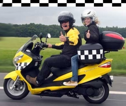 Moto-taxi in Chisinau! Initiativa unui moldovean care vrea sa deschida un serviciu de taxi pe...motocicleta