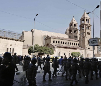 Momentul in care jihadistul ISIS s-a detonat intr-o biserica din Cairo, suprins de camere. Imaginile au fost facute publice Momentul in care jihadistul ISIS s-a detonat intr-o biserica din Cairo, suprins de camere. Imaginile au fost facute publice