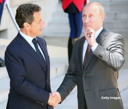 Cum l-ar fi umilit Vladimir Putin pe Nicolas Sarkozy. "Vezi tu, tara ta esta atata, iar tara mea este atata" - VIDEO Cum l-ar fi umilit Vladimir Putin pe Nicolas Sarkozy. "Vezi tu, tara ta esta atata, iar tara mea este atata" - VIDEO