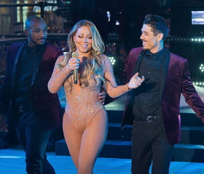Mariah Carey a facut playback, de Anul Nou, in Times Square. Prestatia ei a provocat numeroase glume pe internet. VIDEO Mariah Carey a facut playback, de Anul Nou, in Times Square. Prestatia ei a provocat numeroase glume pe internet. VIDEO