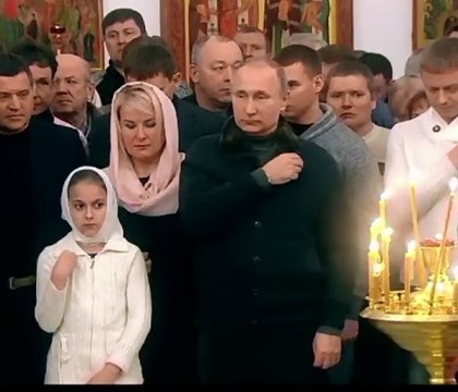 Vladimir Putin a ales sa mearga de Craciun la biserica din Nijni Novgorod. Cum a petrecut presedintele rus sarbatorile Vladimir Putin a ales sa mearga de Craciun la biserica din Nijni Novgorod. Cum a petrecut presedintele rus sarbatorile