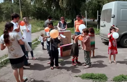 (P) Fundatia Orange a dat startul campaniei si tu poti fi Mos Craciun