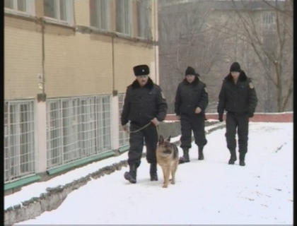 Gluma sinistra la sfarsit de an! Cativa elevi au anuntat ca liceul "Mihai Eminescu" este minat