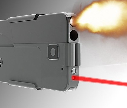 Dispozitivul care arata ca un iPhone, dar e de fapt un pistol, ar fi ajuns in Europa. Cat costa si unde se gaseste - VIDEO 