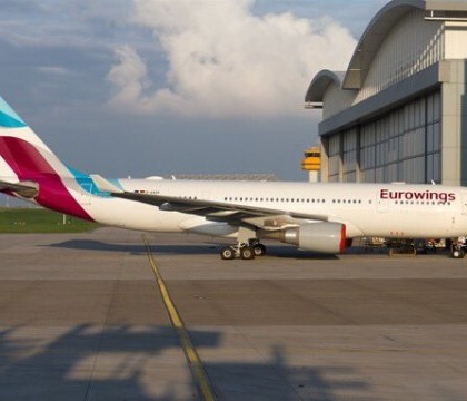 Alerta cu bomba la bordul unui avion cu destinatia Koln. Aeronava a aterizat de urgenta