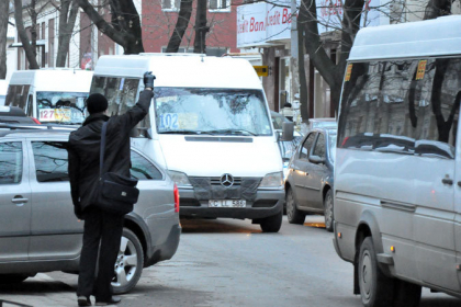 Traseele microbuzelor din capitala, modificate din nou. Care sunt noile itinerarii Traseele microbuzelor din capitala, modificate din nou. Care sunt noile itinerarii