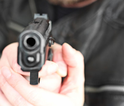 Opt politisti au fost ucisi in Egipt, in urma unui atac armat. Doi dintre suspecti au fost omorati de catre fortele de ordine Opt politisti au fost ucisi in Egipt, in urma unui atac armat. Doi dintre suspecti au fost omorati de catre fortele de ordine