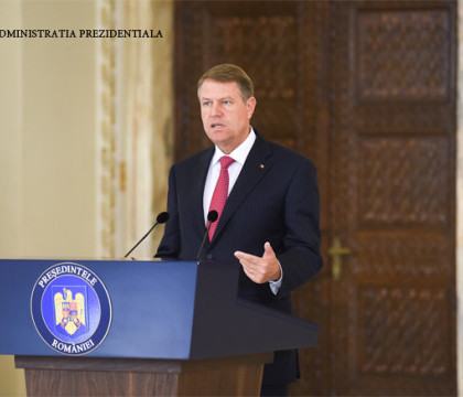 Presedintele roman Klaus Iohannis vrea REFERENDUM pe tema gratierii: "Ce clasa politica am avut si unde am ajuns!". LIVE VIDEO Presedintele roman Klaus Iohannis vrea REFERENDUM pe tema gratierii: "Ce clasa politica am avut si unde am ajuns!". LIVE VIDEO