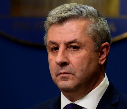 Proiectul de lege privind gratierea si modificarea Codurilor Penale, adoptate. Iordache: "Guvernul stabileste prioritatile" Proiectul de lege privind gratierea si modificarea Codurilor Penale, adoptate. Iordache: "Guvernul stabileste prioritatile"