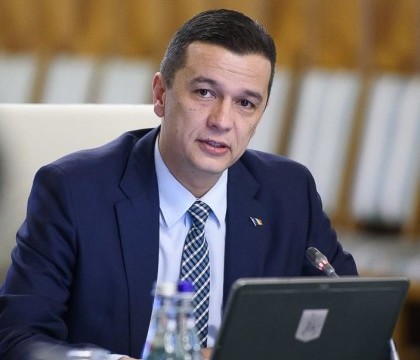 Mesajul premierului Grindeanu dupa violentele din Piata Victoriei. "Manipularea atinge cote alarmante" Mesajul premierului Grindeanu dupa violentele din Piata Victoriei. "Manipularea atinge cote alarmante"