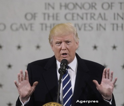Zidul promis de Trump la granita cu Mexic ar putea fi finalizat in doi ani. John Kelly: "Finantarea va veni repede" Zidul promis de Trump la granita cu Mexic ar putea fi finalizat in doi ani. John Kelly: "Finantarea va veni repede"