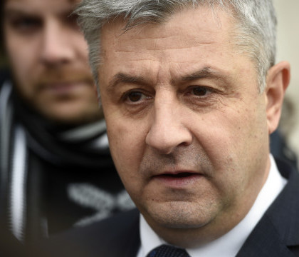 Invins de "opinia publica". Florin Iordache A DEMISIONAT din functia de ministru al Justitiei al Romaniei Invins de "opinia publica". Florin Iordache A DEMISIONAT din functia de ministru al Justitiei al Romaniei
