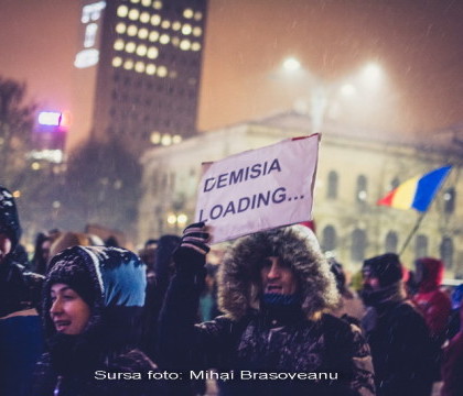 Proteste in Piata Victoriei din Bucuresti, ziua 11. 1.500 de persoane cer demisia Guvernului Grindeanu: "Zi de zi vom fi aici" Proteste in Piata Victoriei din Bucuresti, ziua 11. 1.500 de persoane cer demisia Guvernului Grindeanu: "Zi de zi vom fi aici"