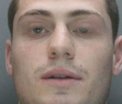 Un criminal, condamnat la 30 de ani de inchisoare, liber pe strazile din Liverpool. Cum a evadat, ajutat de doi barbati