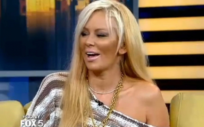 "A venit beata la emisiune." Actrita Jenna Jameson, moment bizar in direct la TV "A venit beata la emisiune." Actrita Jenna Jameson, moment bizar in direct la TV
