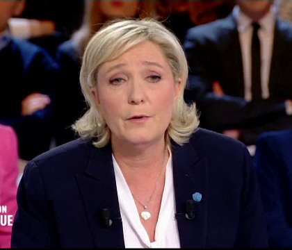 Doi apropiati ai lui Marine Le Pen, retinuti de politie. Extremista ar fi recunoscut acuzatiile, apoi s-a razgandit Doi apropiati ai lui Marine Le Pen, retinuti de politie. Extremista ar fi recunoscut acuzatiile, apoi s-a razgandit