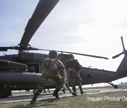 5 elicoptere Black Hawk ale armatei americane au ajuns in Romania. Misiunile la care vor lua parte - FOTO 5 elicoptere Black Hawk ale armatei americane au ajuns in Romania. Misiunile la care vor lua parte - FOTO