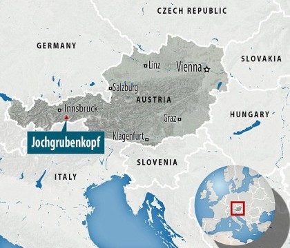 Avalansa intr-o statiune de schi din Austria. Cel putin trei turisti straini au murit, iar unul a fost dat disparut Avalansa intr-o statiune de schi din Austria. Cel putin trei turisti straini au murit, iar unul a fost dat disparut