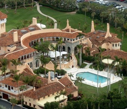 New Yorker: Donald Trump foloseste muncitori sezonieri din Romania si Haiti la luxosul sau club Mar-a-Lago din Palm Beach