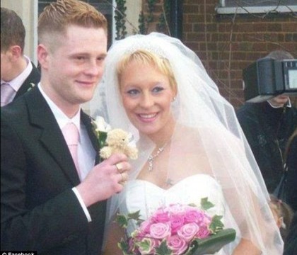 O femeie din Marea Britanie s-a sinucis dupa ce a aflat ca e gravida pentru a opta oara. Care au fost ultimele ei cuvinte O femeie din Marea Britanie s-a sinucis dupa ce a aflat ca e gravida pentru a opta oara. Care au fost ultimele ei cuvinte