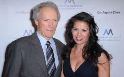 Sotia lui Clint Eastwood a depus actele oficiale de divort