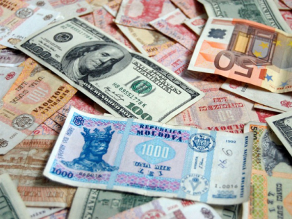 Dolarul nu se opreste. Cotatia record stabilita de Banca Nationala pentru moneda americana Dolarul nu se opreste. Cotatia record stabilita de Banca Nationala pentru moneda americana