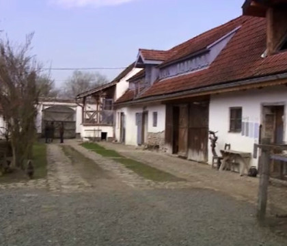 Locul din Romania cautat de turisti din intreaga lume, desi nu exista internet iar masa se ia in sat. Cat costa o noapte