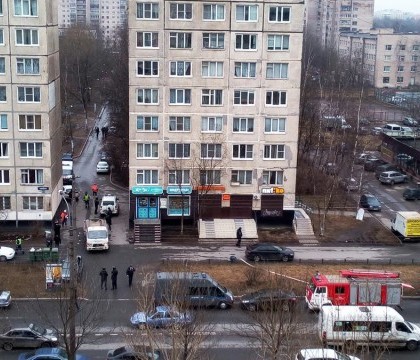 Noua alerta in Sankt Petersburg, dupa atacul de la metrou. Ce au gasit politistii intr-o garsoniera situata la etajul 7 Noua alerta in Sankt Petersburg, dupa atacul de la metrou. Ce au gasit politistii intr-o garsoniera situata la etajul 7