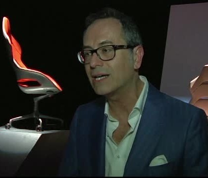 Targ de design la Milano. Scaunul de birou in care te poti simti ca intr-un Ferrari Targ de design la Milano. Scaunul de birou in care te poti simti ca intr-un Ferrari