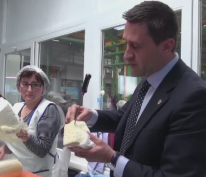 Atentie cand faceti cumparaturile pentru masa de Paste. La ce sa fiti atenti cand mergeti la piata Atentie cand faceti cumparaturile pentru masa de Paste. La ce sa fiti atenti cand mergeti la piata