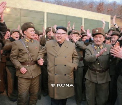 SUA pregatite sa atace preventiv cu bombe si rachete Coreea de Nord. Phenianul ar urma sa efectueze un nou test nuclear SUA pregatite sa atace preventiv cu bombe si rachete Coreea de Nord. Phenianul ar urma sa efectueze un nou test nuclear