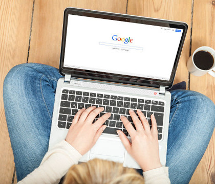 Ce cauta romanii pe Google de Paste. "Gainile care fac oua rosii", "Ce este Iisus", printre curiozitati