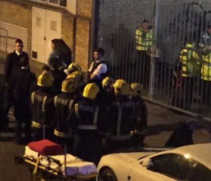 Atac cu acid intr-un club din Londra, de Paste. 12 persoane au fost ranite Atac cu acid intr-un club din Londra, de Paste. 12 persoane au fost ranite