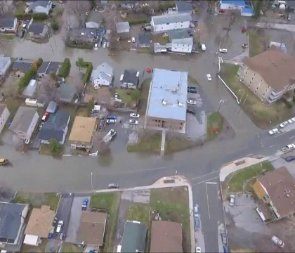 Stare de urgenta in Canada, din cauza inundatiilor. Mai multe drumuri din provincia Quebec au fost inchise Stare de urgenta in Canada, din cauza inundatiilor. Mai multe drumuri din provincia Quebec au fost inchise