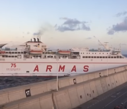 Momentul in care un feribot se izbeste de un port din Gran Canaria. De ce nu a mai putut fi controlat - VIDEO Momentul in care un feribot se izbeste de un port din Gran Canaria. De ce nu a mai putut fi controlat - VIDEO