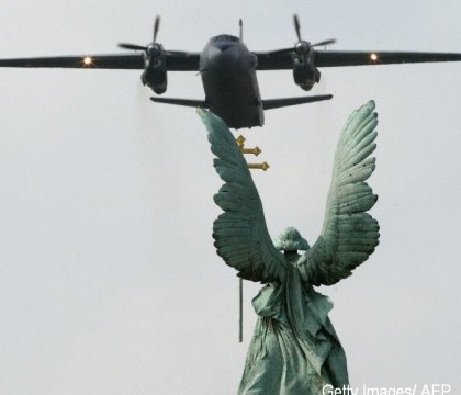 Un avion militar, care apartinea de armata cubaneza, s-a prabusit la 80 de km de capitala Havana. Opt oameni au murit