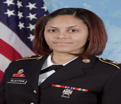Sfarsit tragic al unei fotografe din Armata americana. Cum a fost surprinsa femeia - FOTO Sfarsit tragic al unei fotografe din Armata americana. Cum a fost surprinsa femeia - FOTO