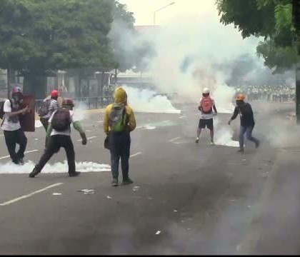 "Marsul fecalelor". Protestul la care au fost chemati venezuelenii sa participe miercuri seara "Marsul fecalelor". Protestul la care au fost chemati venezuelenii sa participe miercuri seara