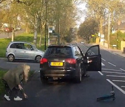 Un moment de neatentie era sa o coste viata copilului sau, pe o mama din Marea Britanie. Ce a patit baietelul - VIDEO Un moment de neatentie era sa o coste viata copilului sau, pe o mama din Marea Britanie. Ce a patit baietelul - VIDEO