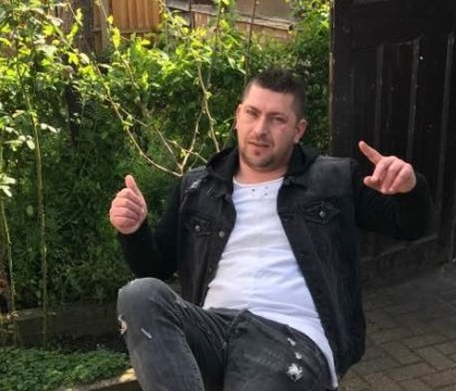 "Ai tot respectul meu!" Ce scrie presa britanica despre romanul care a adapostit 20 de oameni in timpul atacului din Londra "Ai tot respectul meu!" Ce scrie presa britanica despre romanul care a adapostit 20 de oameni in timpul atacului din Londra