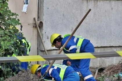 Un angajat al Apa-Canal a murit, accidentandu-se in timp ce repara tevile unui camin din capitala