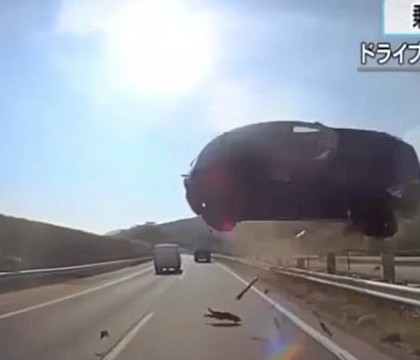 Accident grav pe o autostrada din Japonia. Ce a surprins o camera de supraveghere - VIDEO Accident grav pe o autostrada din Japonia. Ce a surprins o camera de supraveghere - VIDEO