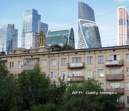 Duma de Stat rusa a adoptat demolarea a 4.500 de blocuri vechi din Moscova. 1,6 milioane de oameni vor fi mutati Duma de Stat rusa a adoptat demolarea a 4.500 de blocuri vechi din Moscova. 1,6 milioane de oameni vor fi mutati