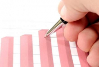 Prognoze sumbre pentru economia tarii in anul 2015. Ne asteapta o inflatie de 20 la suta si o scadere considerabila a PIB-ului Prognoze sumbre pentru economia tarii in anul 2015. Ne asteapta o inflatie de 20 la suta si o scadere considerabila a PIB-ului