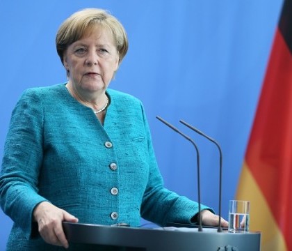 Angela Merkel, ingrijorata ca noile sanctiuni SUA vizand Rusia ameninta si tarile europene: O miscare ciudata din partea SUA Angela Merkel, ingrijorata ca noile sanctiuni SUA vizand Rusia ameninta si tarile europene: O miscare ciudata din partea SUA