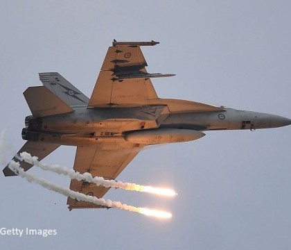 Rusia reactioneaza dur dupa doborarea unui avion sirian. Toate zborurile coalitiei conduse de SUA vor fi tinte legitime Rusia reactioneaza dur dupa doborarea unui avion sirian. Toate zborurile coalitiei conduse de SUA vor fi tinte legitime